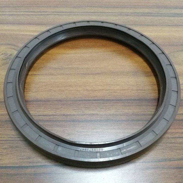 BENZ and MAN oil seal rear wheel oil seal (divided body)145*175*14 / 145*175*13 