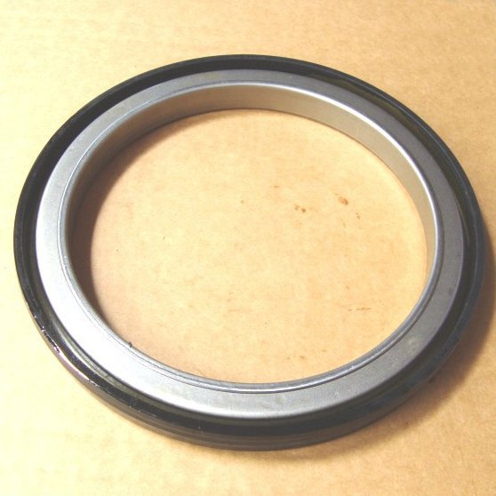 Oil Seal Size of Fuhua 16t Trailer 125-160-15mm