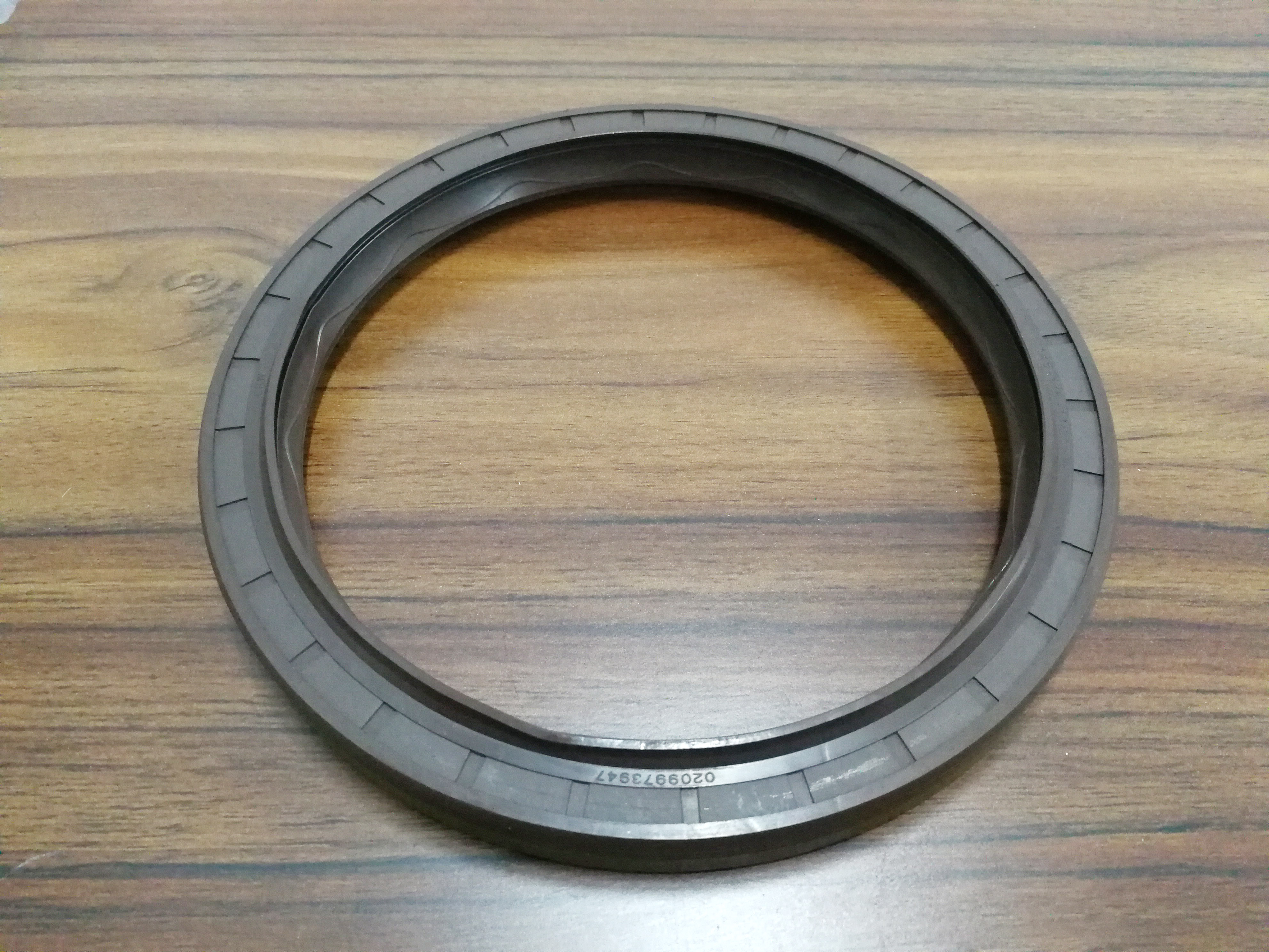 benz-and-man-oil-seal-rear-wheel-oil-seal-divided-body-145-175-14