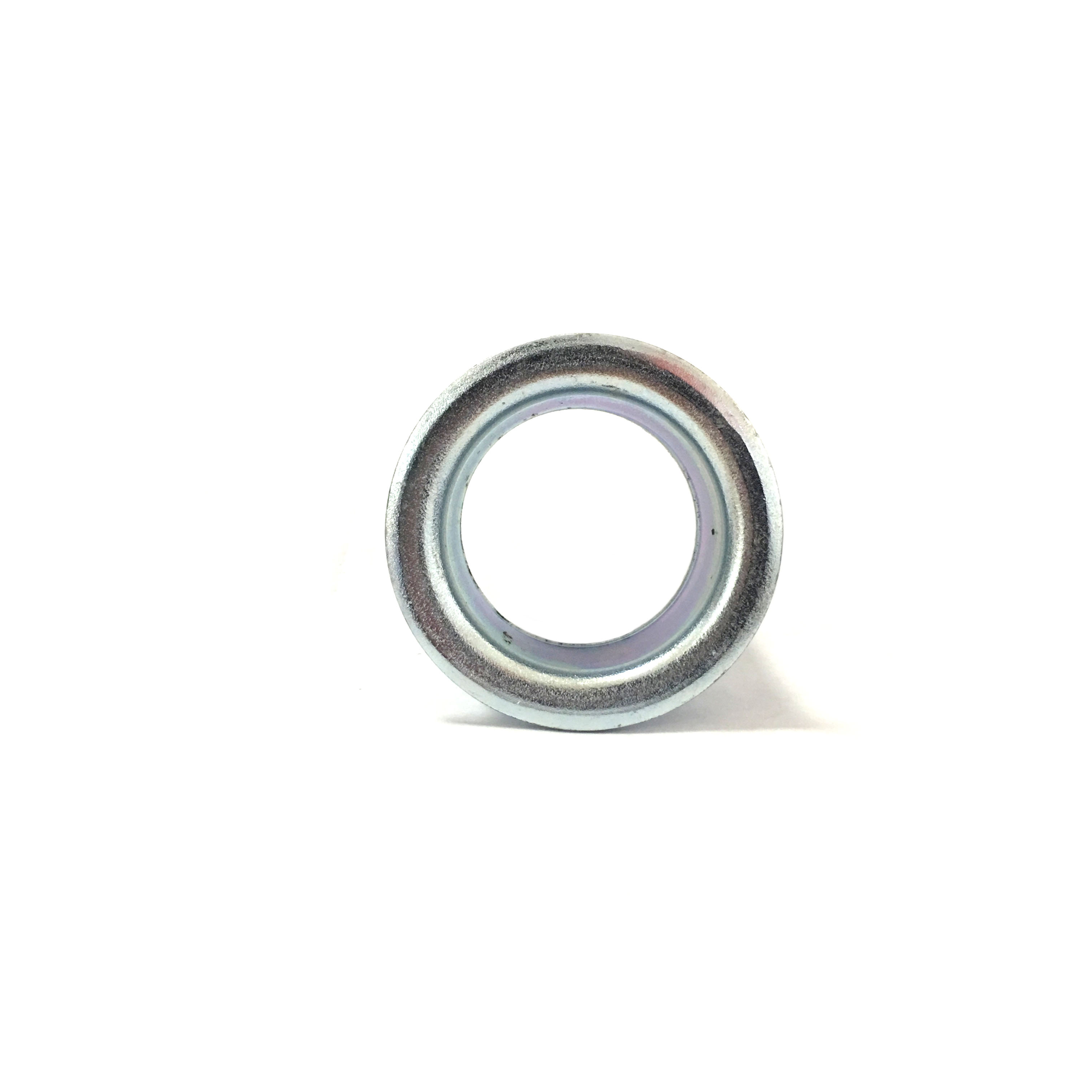 MB035207 Collar Rear Spring Steel Spring Bushing Iron With Zinc Material For Mitsubishi Size 40*43*36